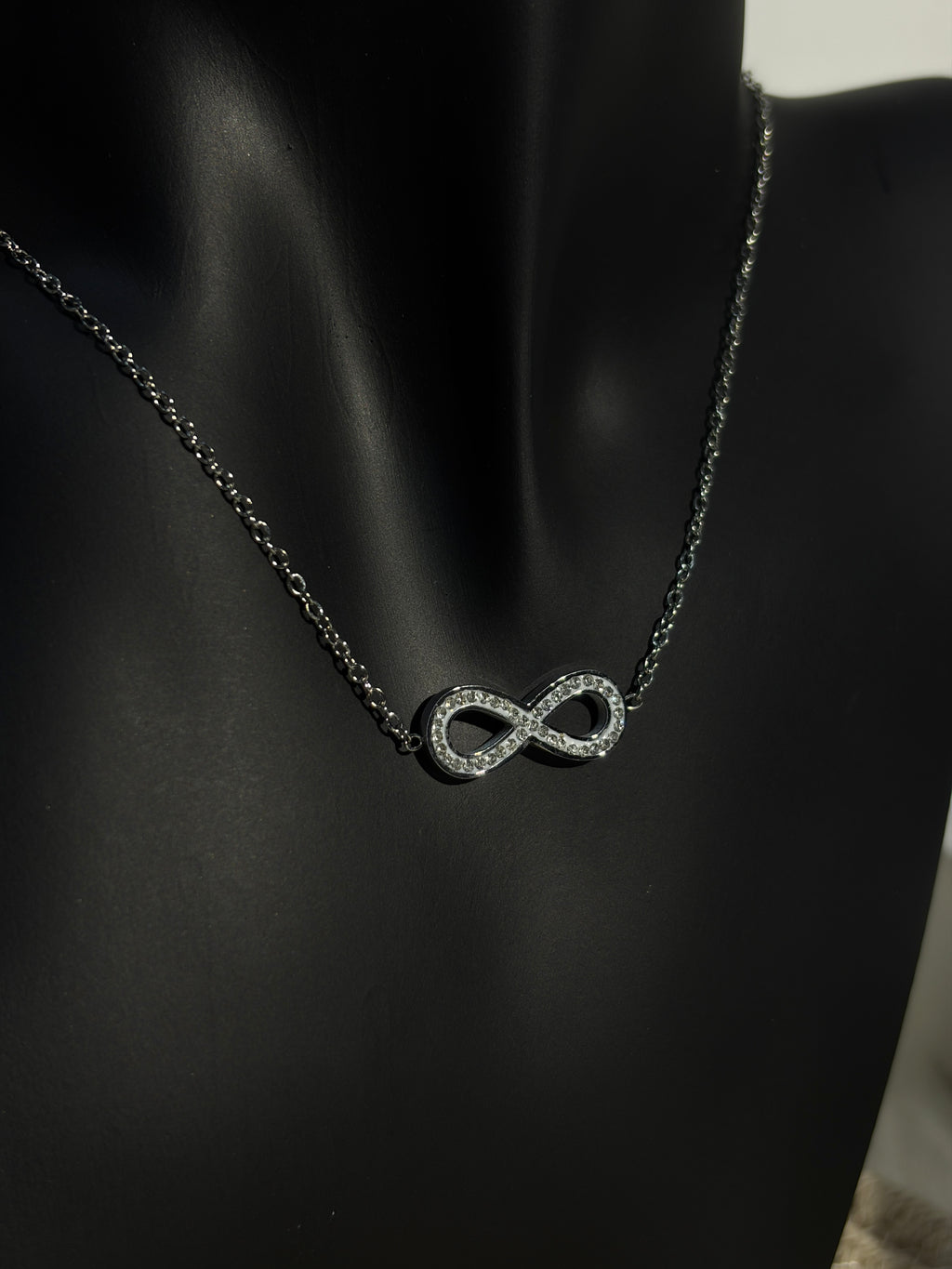 The Evermore Pendant
