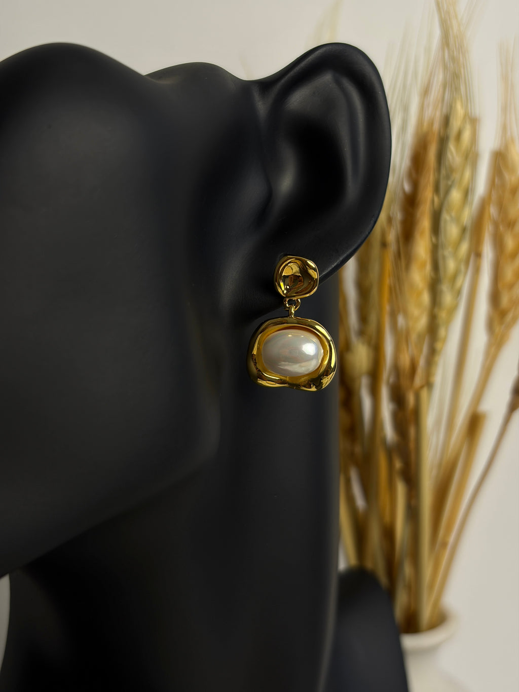 The Pearl Reverie Drops