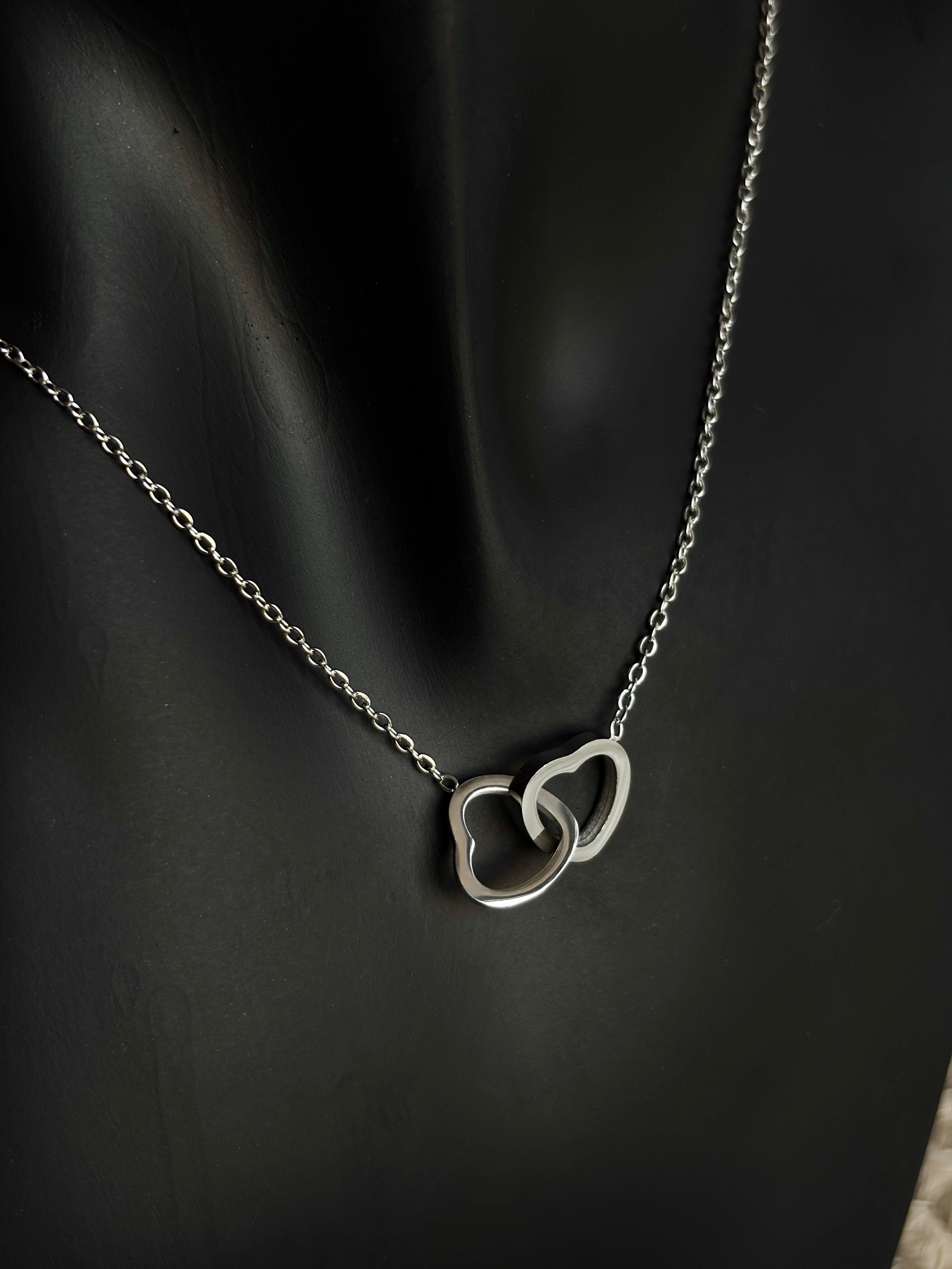 The Everlinked Pendant