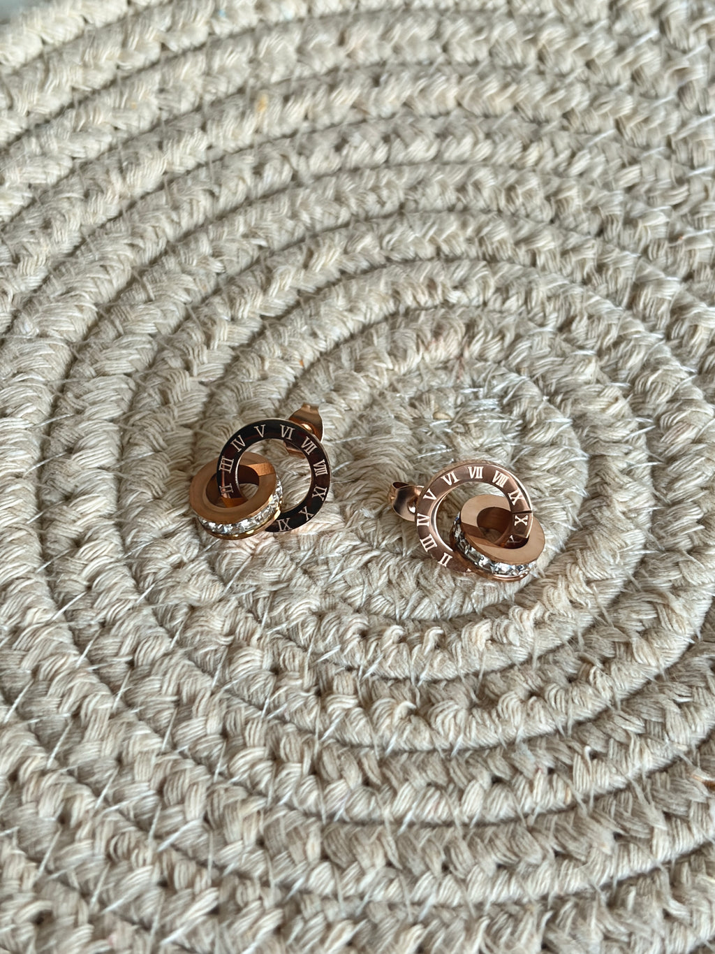 The Roman Halo Studs