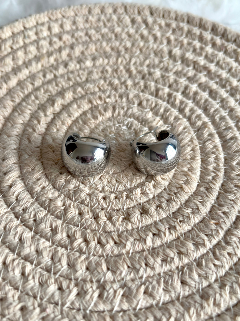 The Sculpt Hoops - Silver