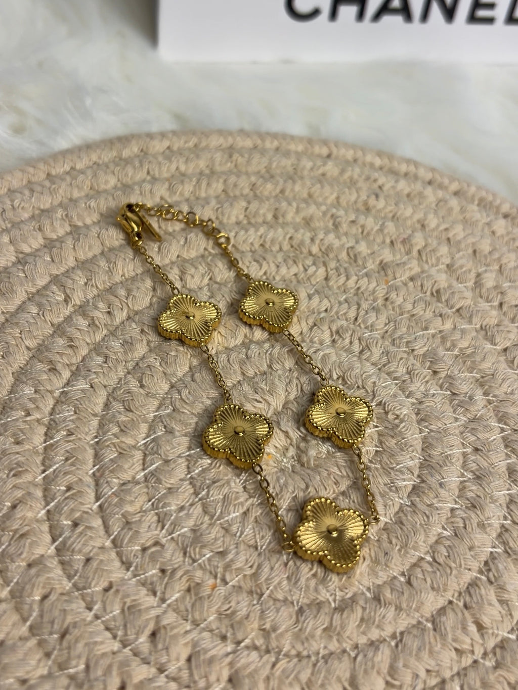 The Aurelia Clover Bracelet