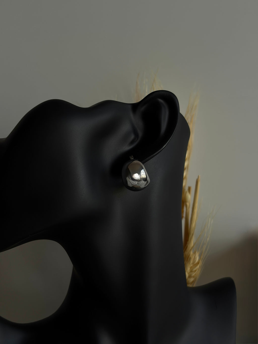 The Sculpt Hoops - Silver