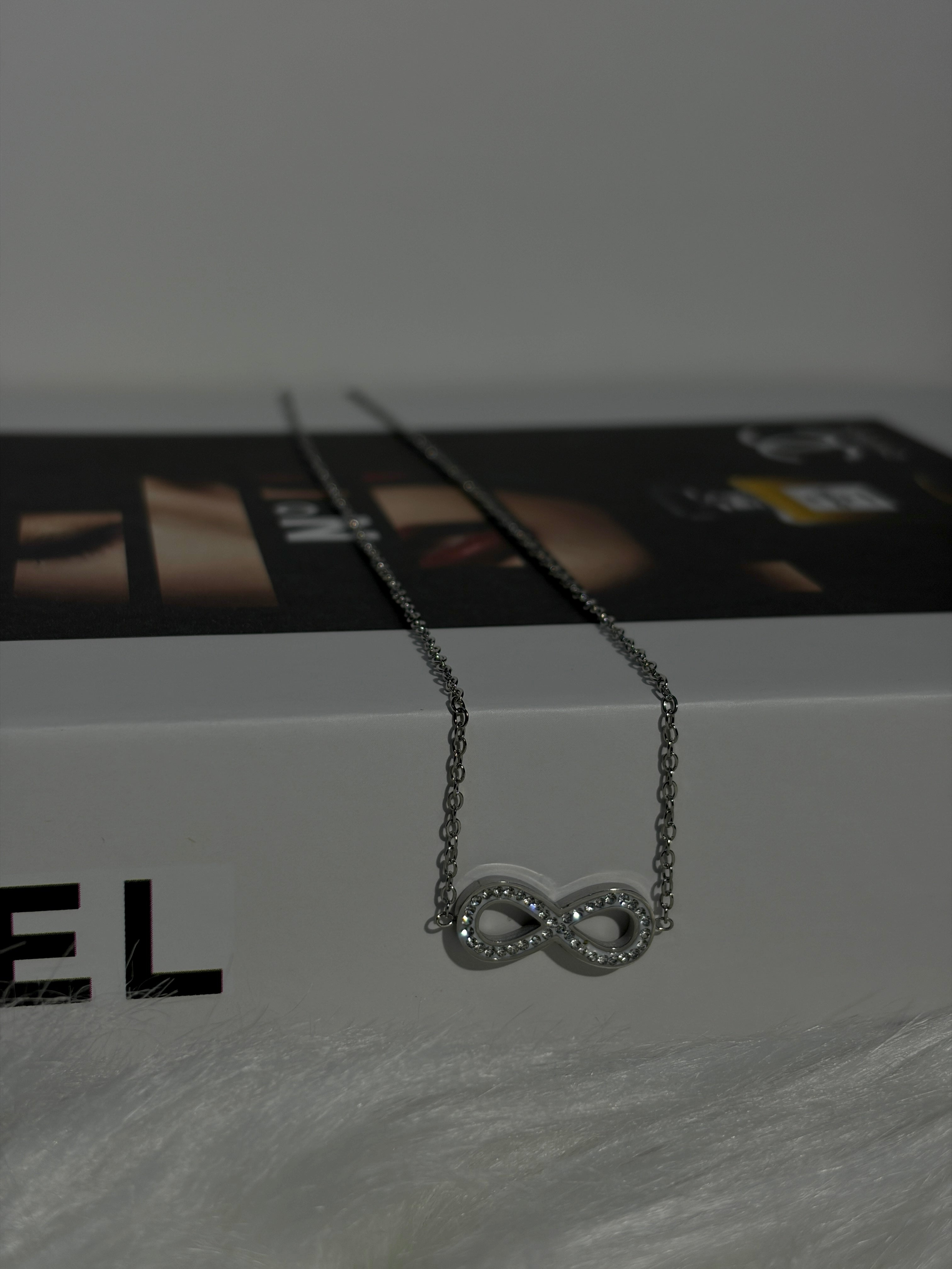 The Evermore Pendant